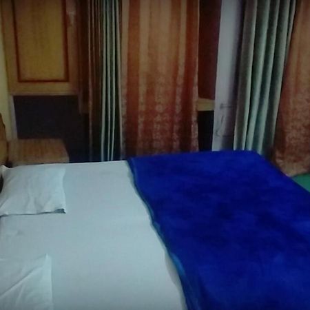 New Crown Hotel Ιντόρ Εξωτερικό φωτογραφία