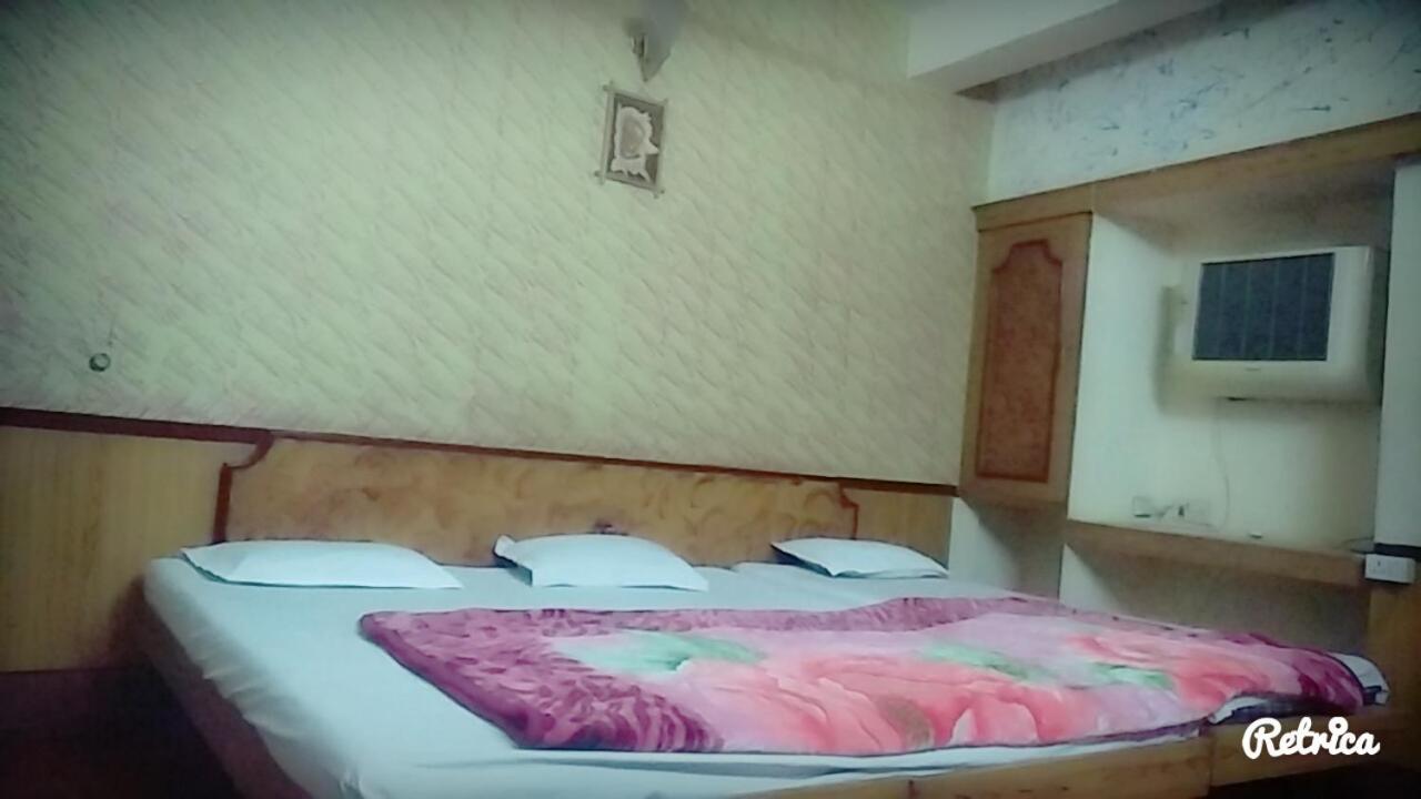 New Crown Hotel Ιντόρ Εξωτερικό φωτογραφία